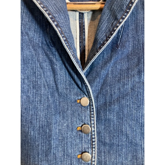 Womyn Jean Jacket Womens 8 Denim Blue Jean Button Up Lightweight Pockets Stretch - Picture 5 of 13